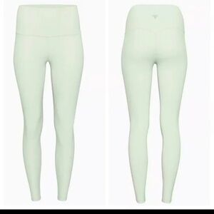 Aritzia TNA mint leggings